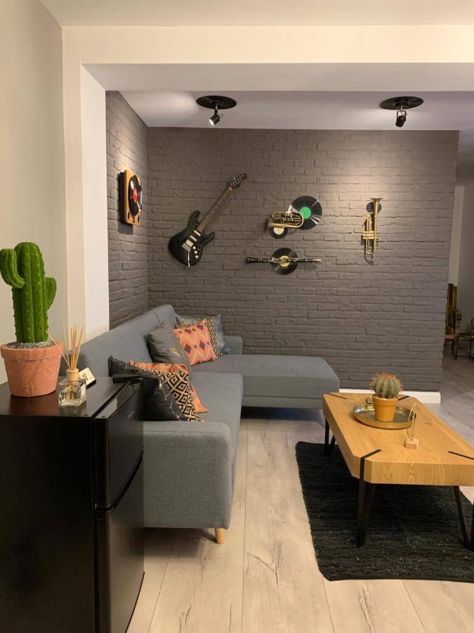 Best Apartment Scheia Suceava Eksteriør billede